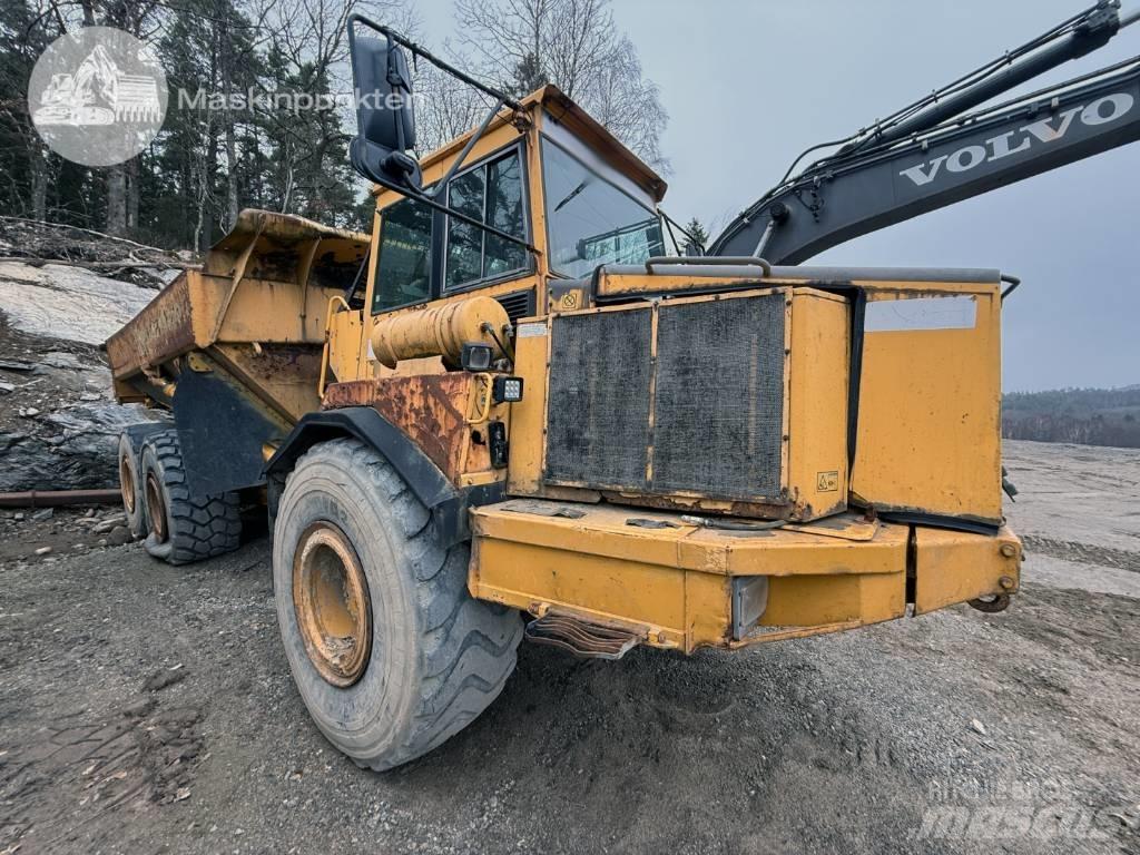 Volvo A 25 C 연결식 홀러