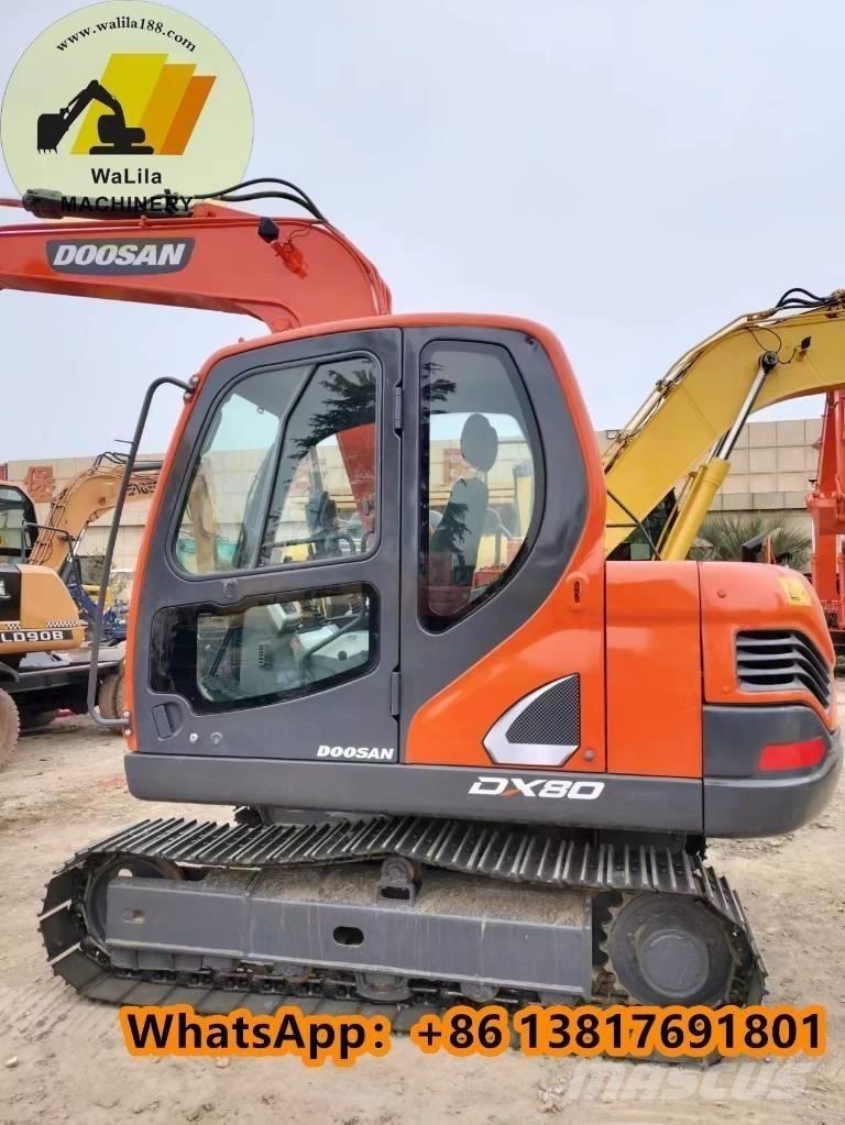 Doosan DX 80 R 중형굴삭기 7톤-28톤
