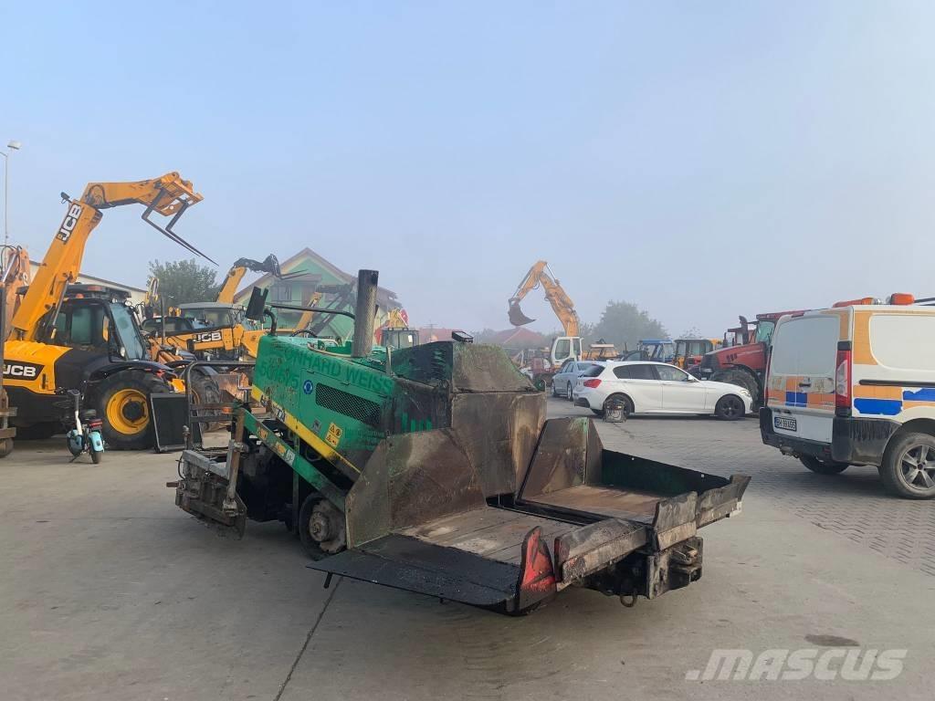 Hanta F14CE 아스팔트 포장장비