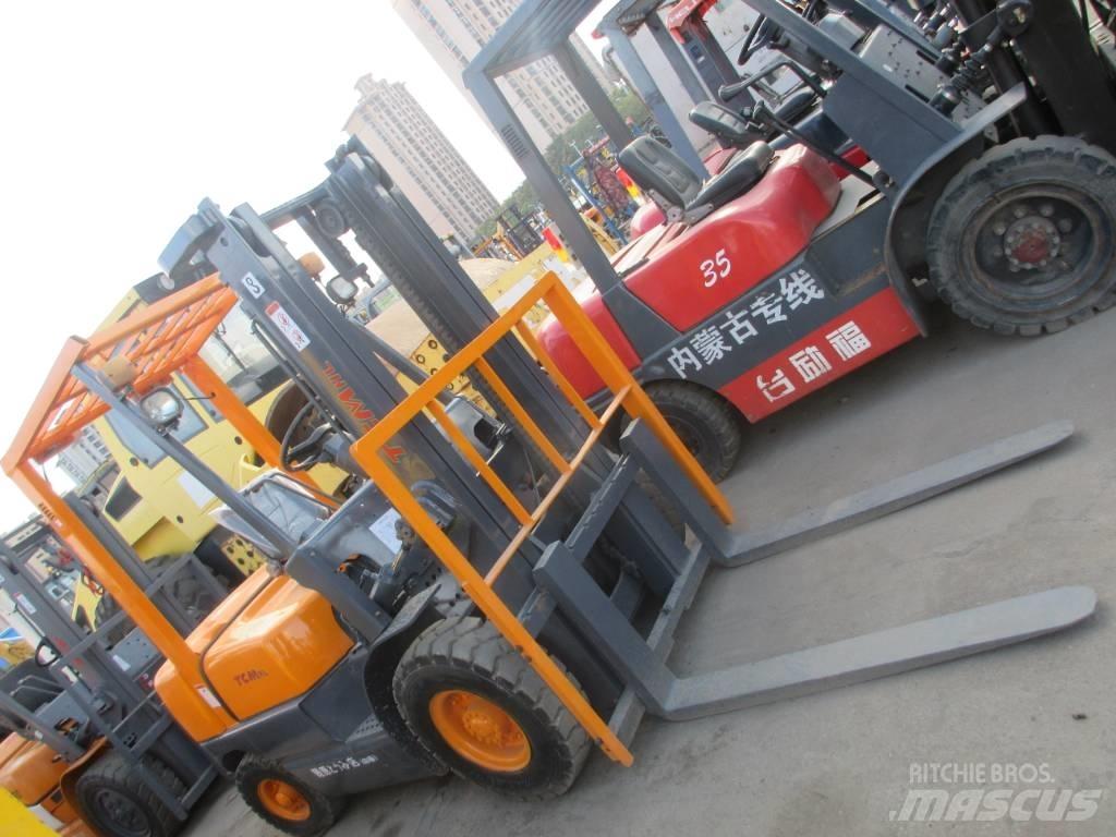 TCM FD 30 디젤 지게차