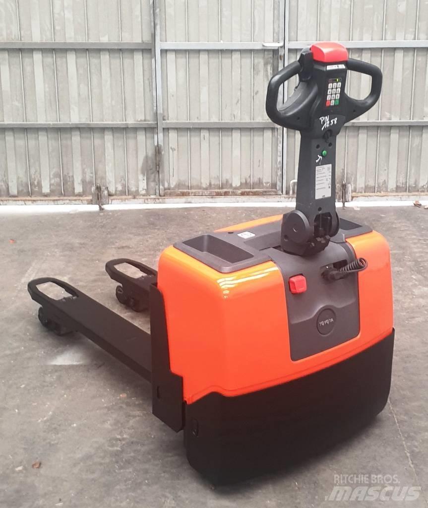 BT LWE 130 Minimover 경량 리프터