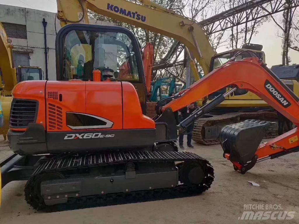 Doosan DX 60-9C 대형 굴삭기 29톤 이상