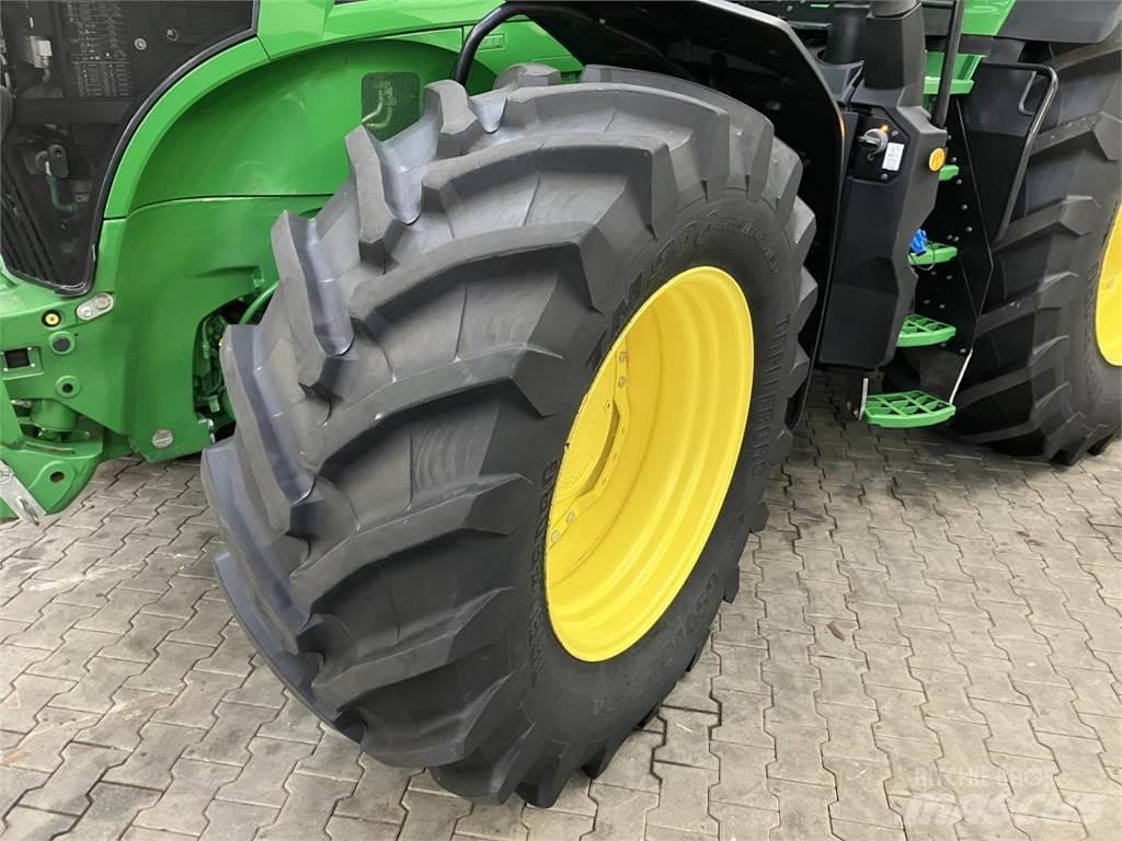 John Deere 7R 330 트랙터
