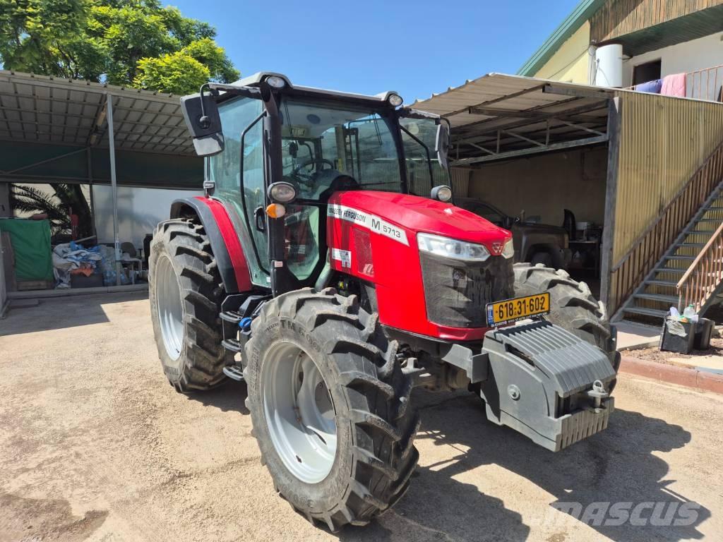Massey Ferguson 5713 트랙터