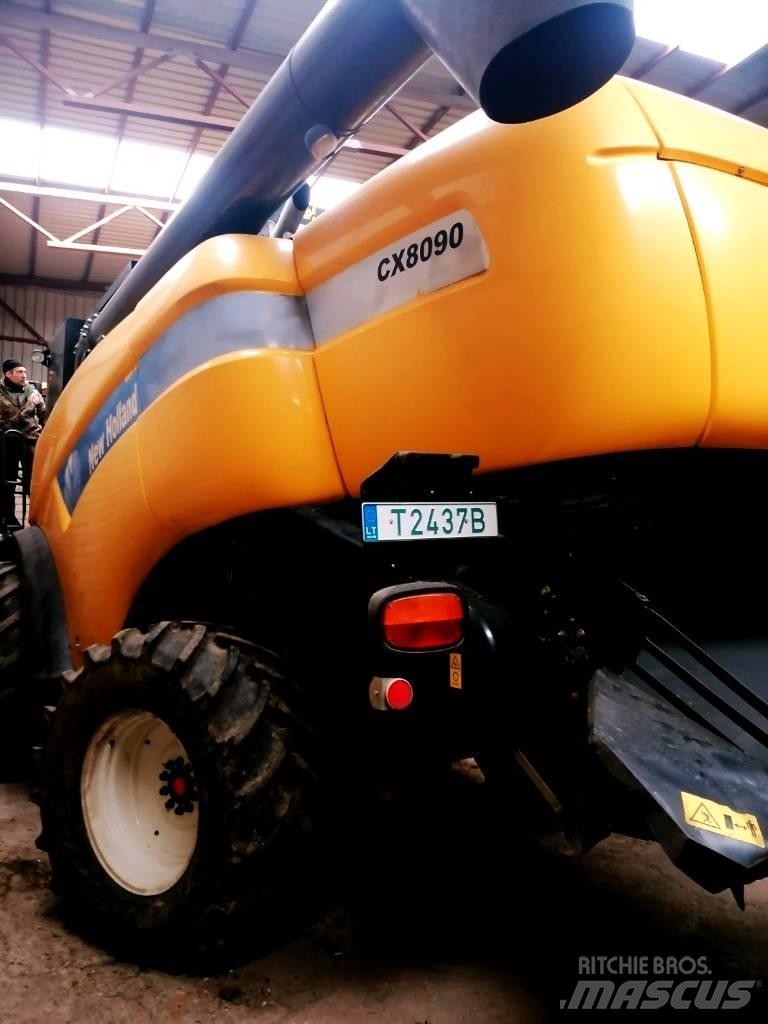 New Holland CX 8090 콤바인 수확기