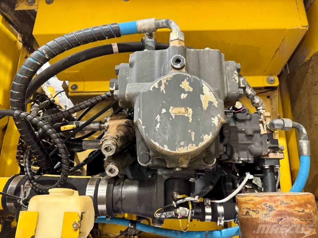 Komatsu PC 490 LC-10 대형 굴삭기 29톤 이상