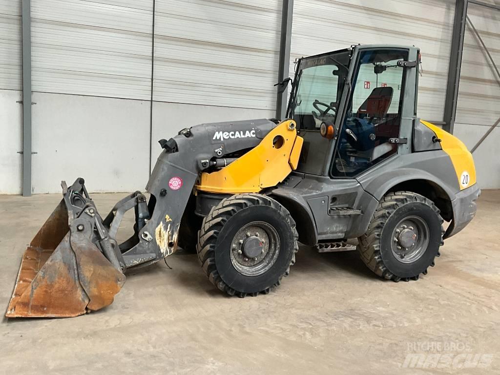 Mecalac AS 700  휠로우더