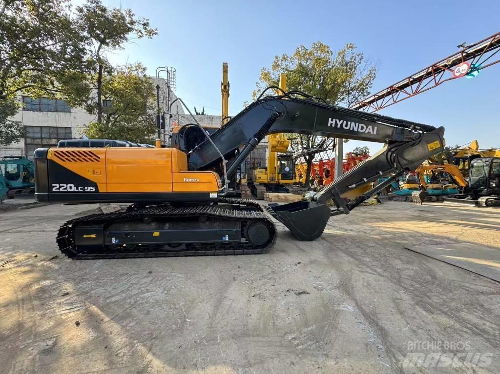 Hyundai 220LC -9S 대형 굴삭기 29톤 이상