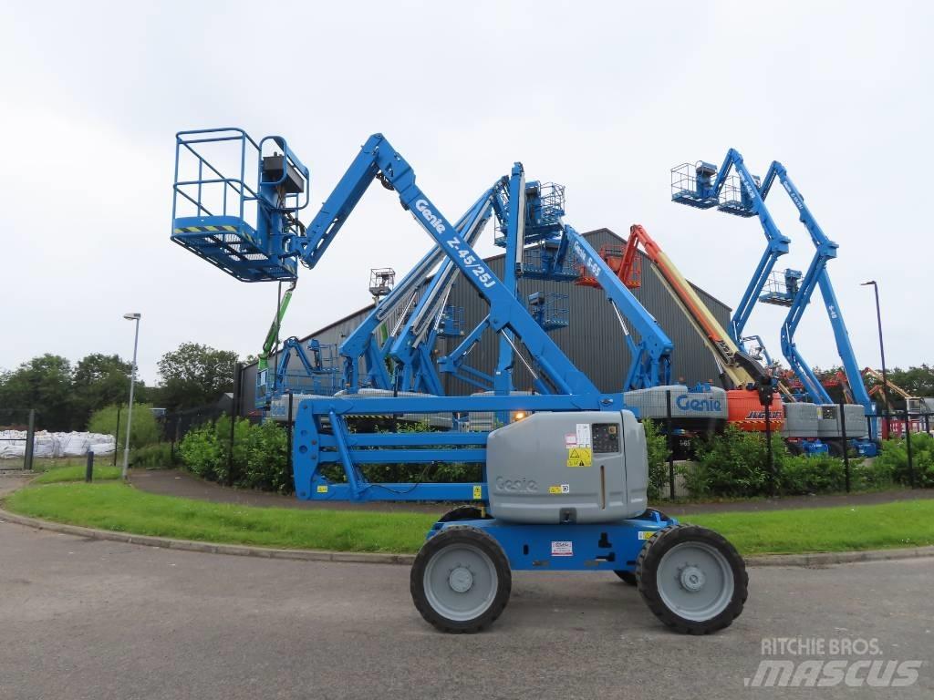 Genie Z 45/25 J 관절형 전동이동 리프트