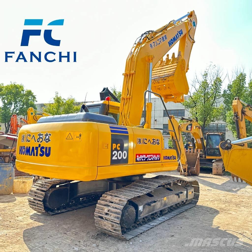 Komatsu PC 200-8 대형 굴삭기 29톤 이상