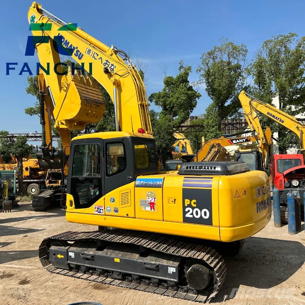 Komatsu PC 200-8 대형 굴삭기 29톤 이상