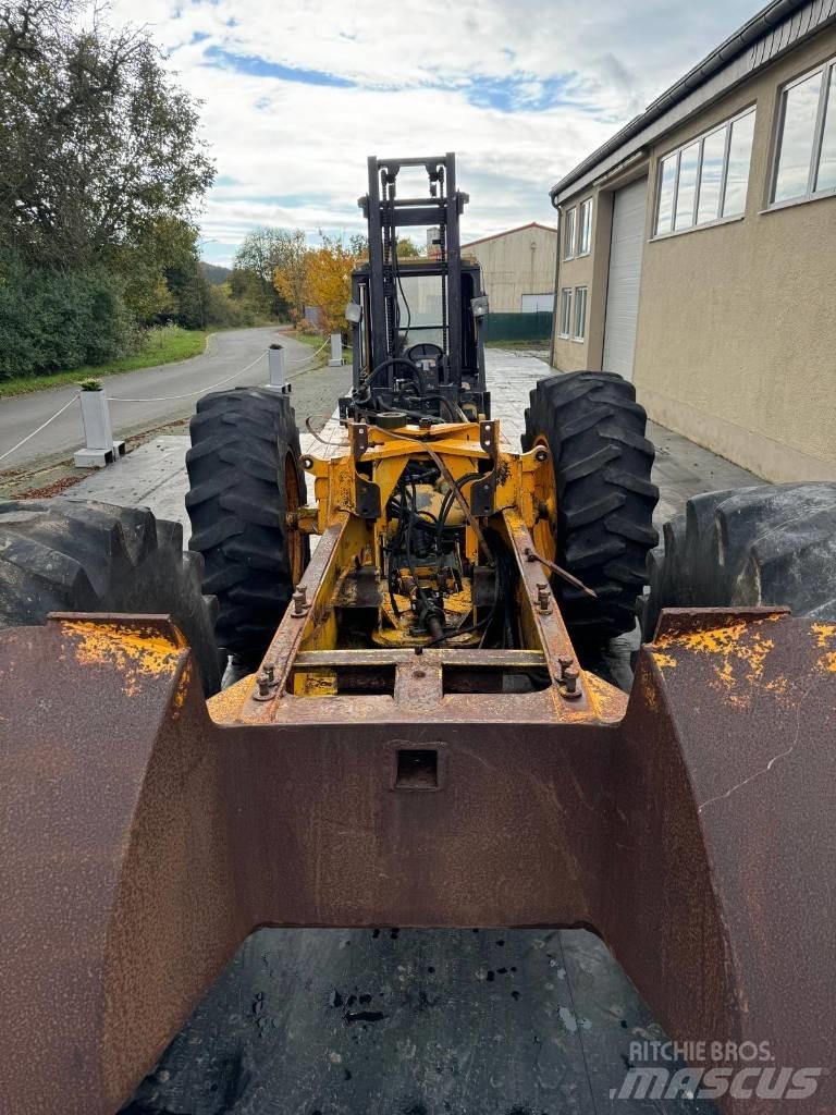 John Deere 540 B 목재스키더