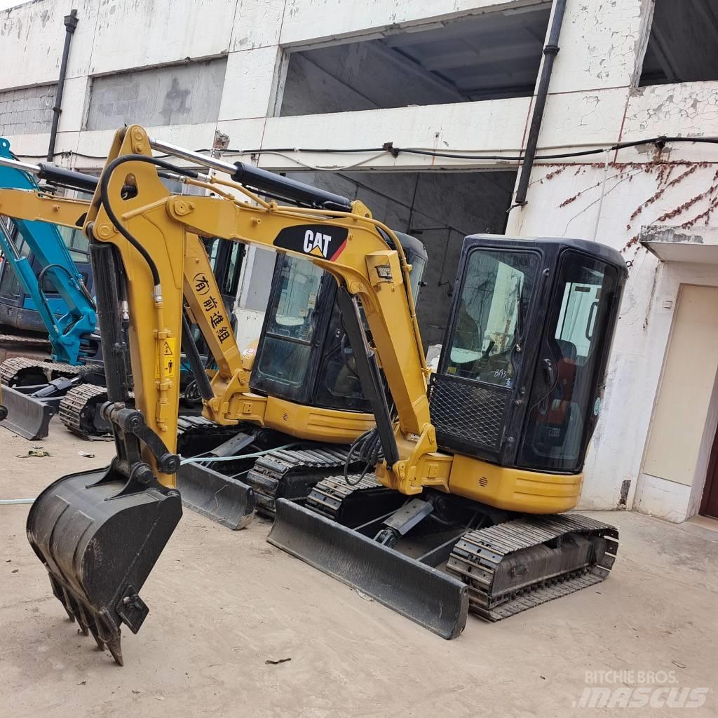 CAT 303 C CR 소형 굴삭기 7톤 미만