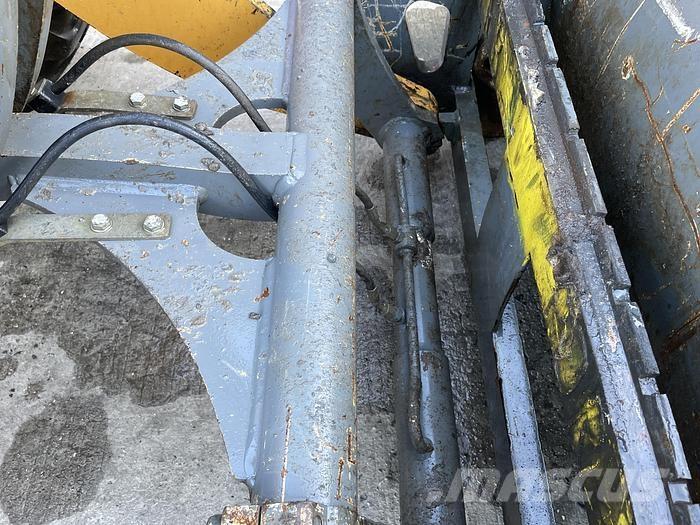 Liebherr L506C  휠로우더