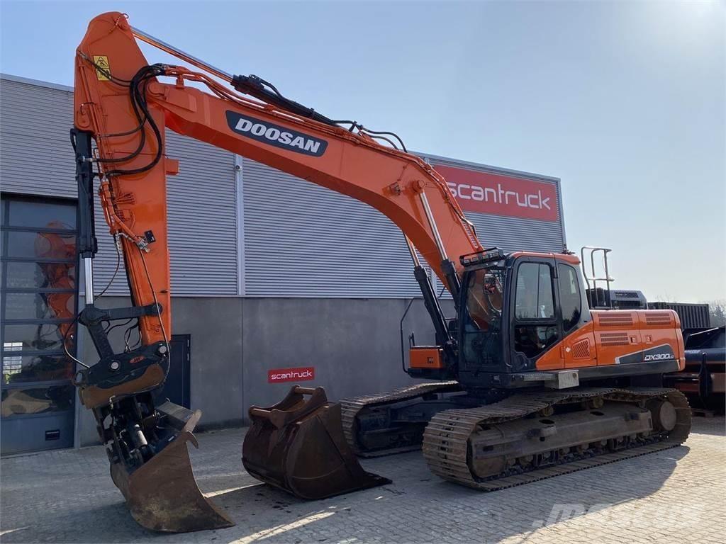 Doosan DX300LC-5 대형 굴삭기 29톤 이상