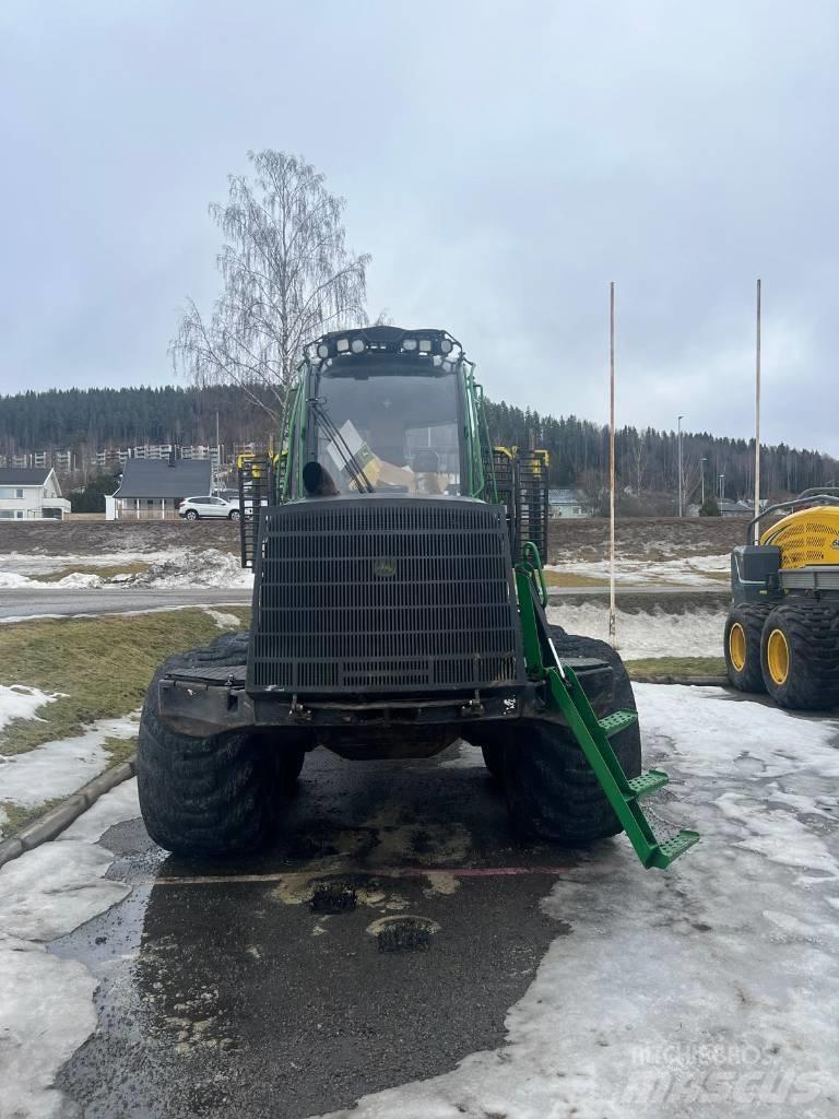 John Deere 1210 E 원목 포워더