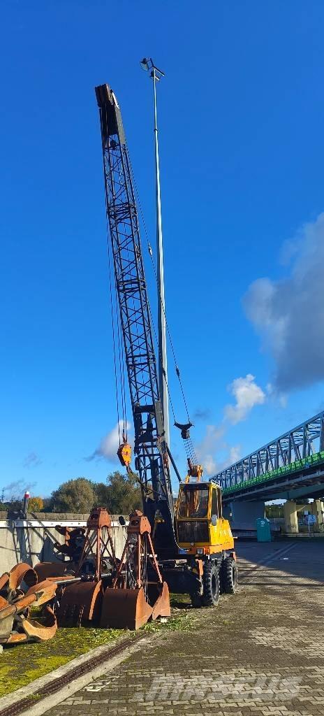 Sennebogen S 611 M R/T 크레인