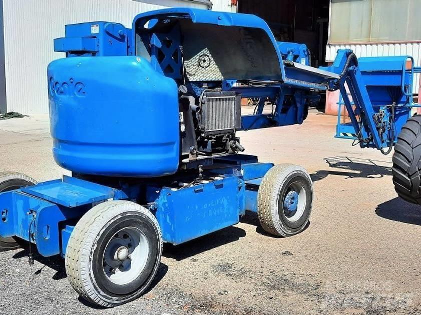 Genie Z 45/25 J 관절형 전동이동 리프트