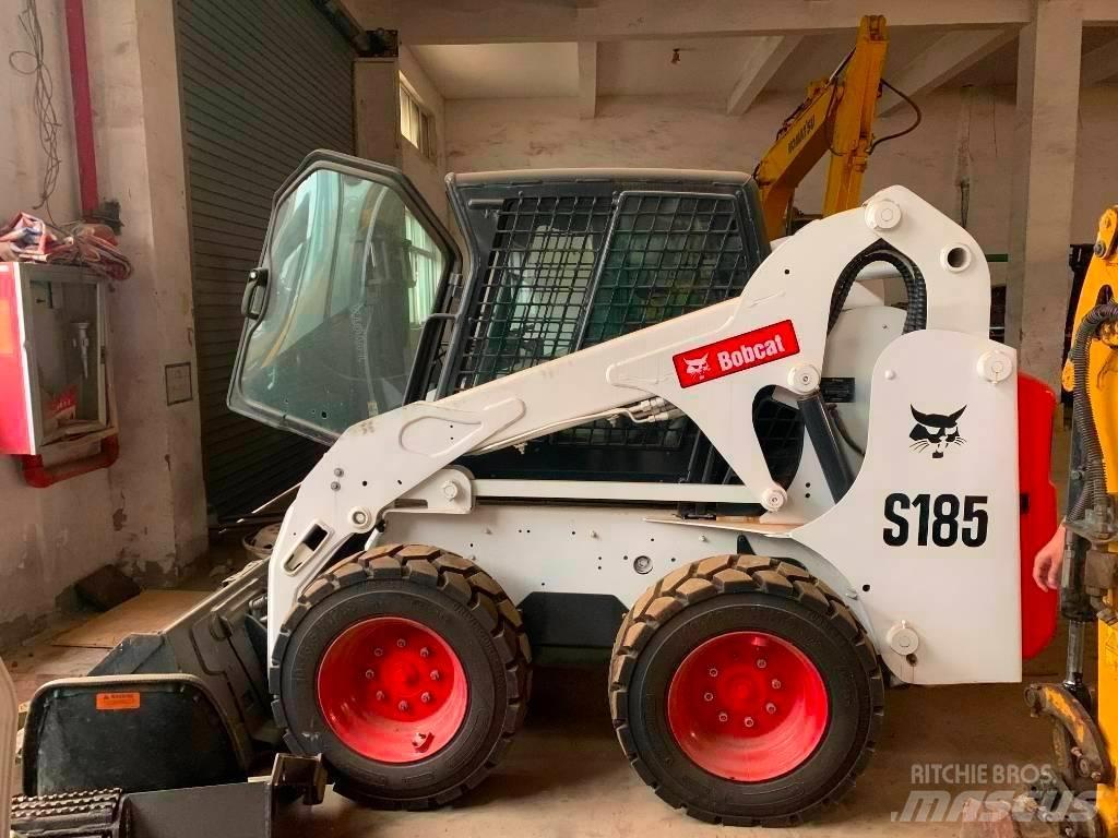 Bobcat S 185  스키드로더