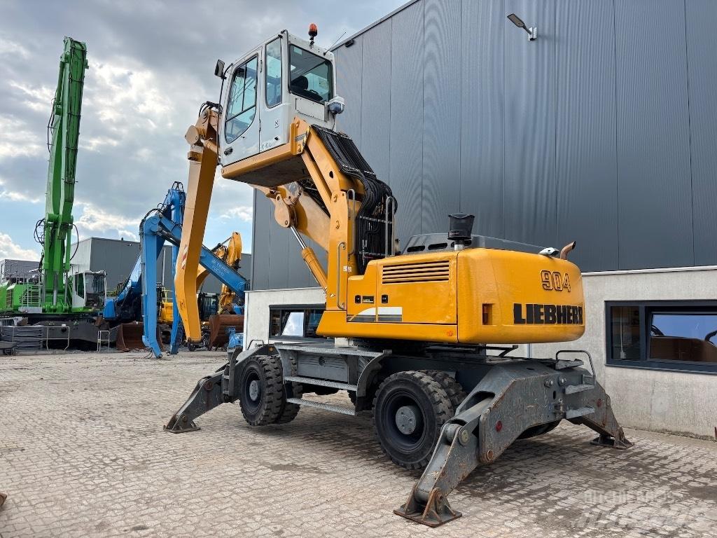 Liebherr A 904 C 폐기물/산업 처리기