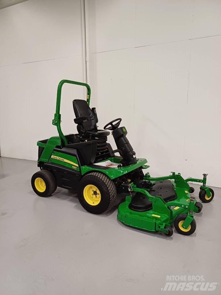 John Deere 1580 탑승형 잔디깎기