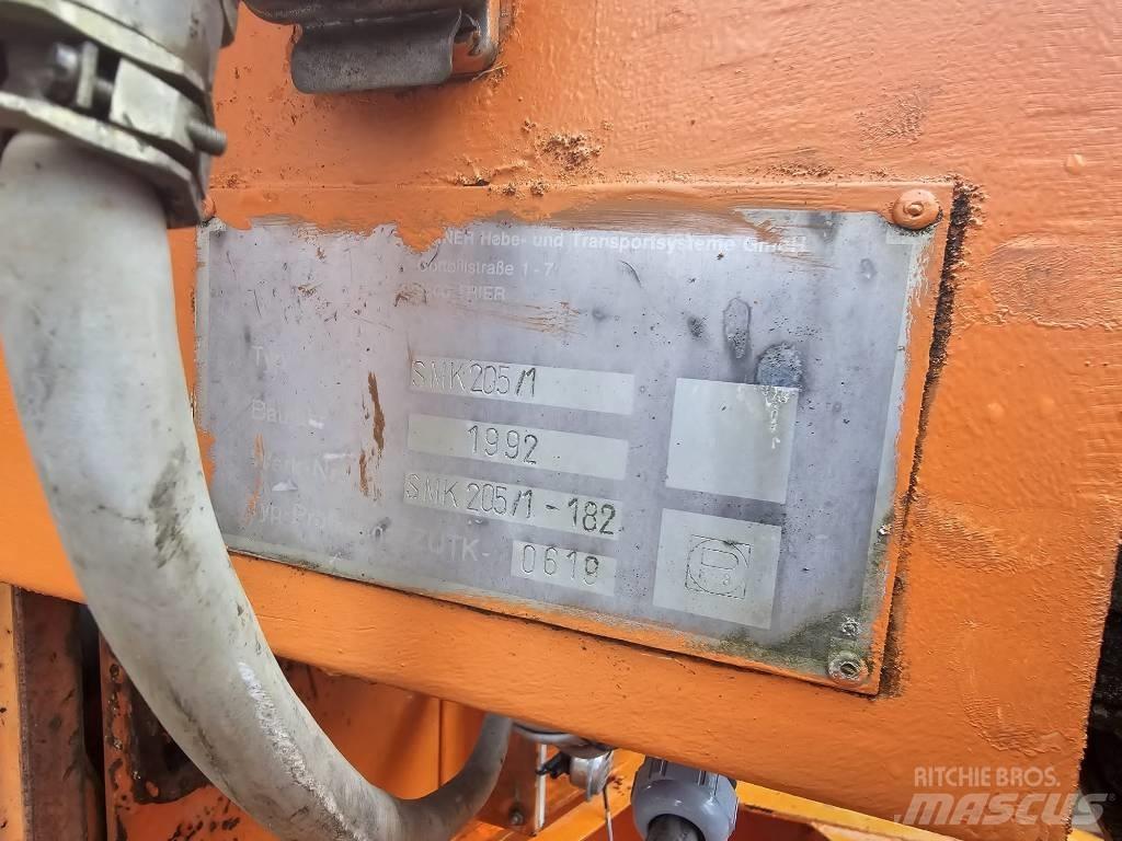 Peiner SMK205/1 타워 크레인
