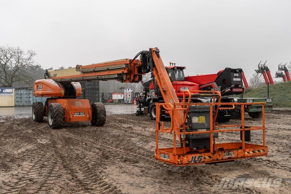 JLG 1350 SJP 견인식 전동이동 리프트