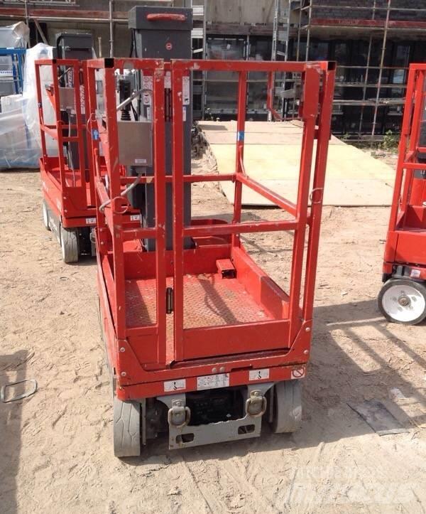 SkyJack SJ 12 가위형 리프트