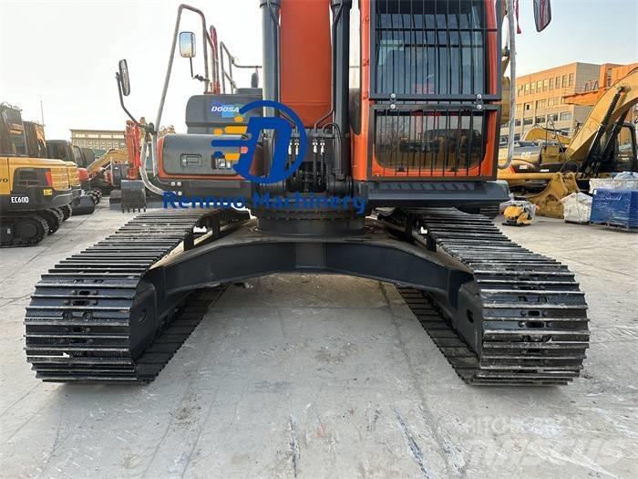 Doosan DX 300LC-9C 대형 굴삭기 29톤 이상