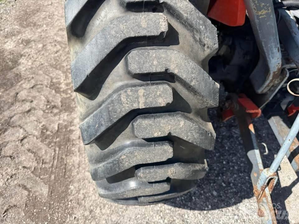 Kubota B 7800 HSD 트랙터