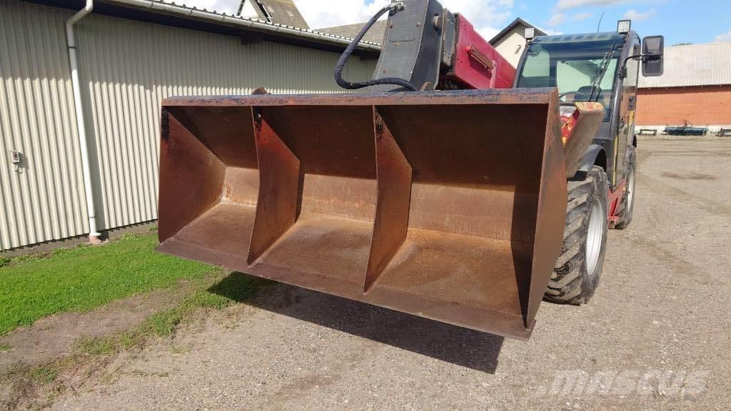 New Holland LM 1345 텔러 핸들러