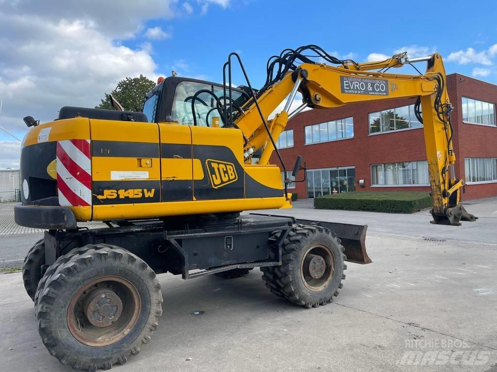 JCB JS 145 W  휠 굴삭기