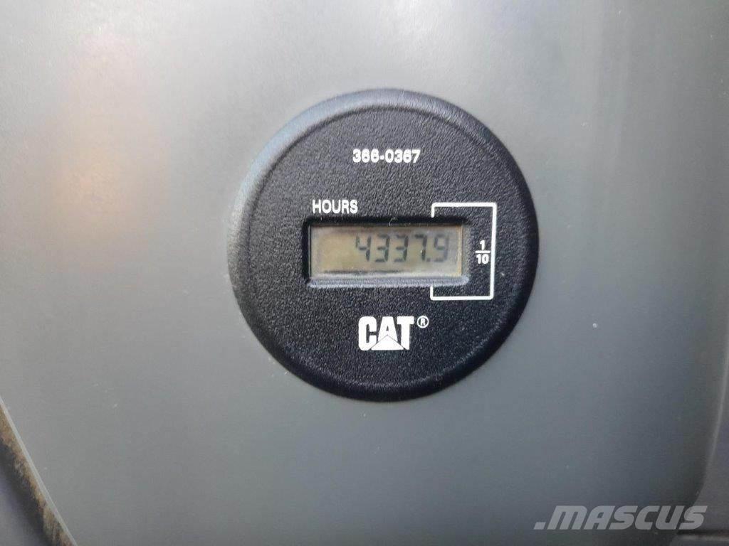 CAT 311 F BLADE 대형 굴삭기 29톤 이상