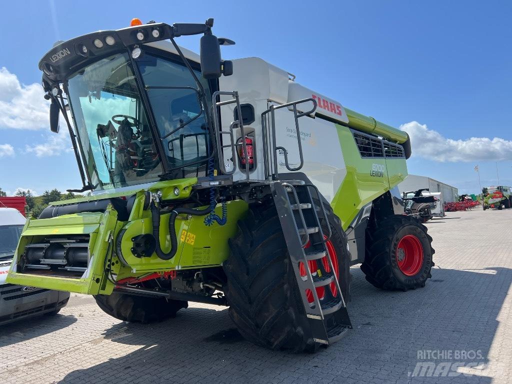 CLAAS Lexion 8700 콤바인 수확기