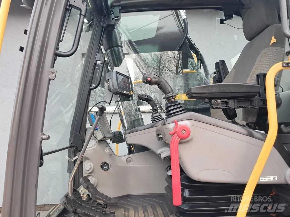 Volvo EC 220 DL 대형 굴삭기 29톤 이상