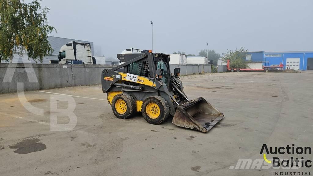 New Holland LS 160  스키드로더