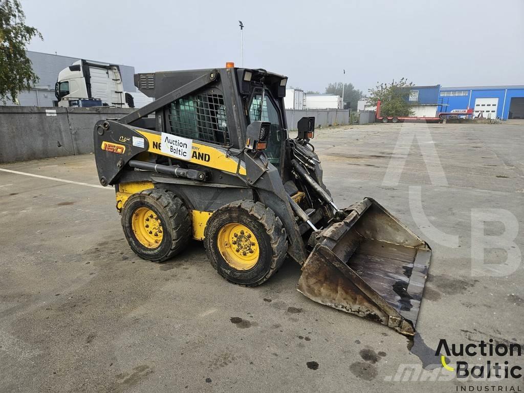 New Holland LS 160  스키드로더