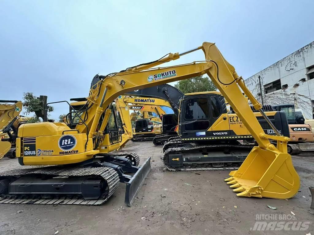 Komatsu PC 128 대형 굴삭기 29톤 이상
