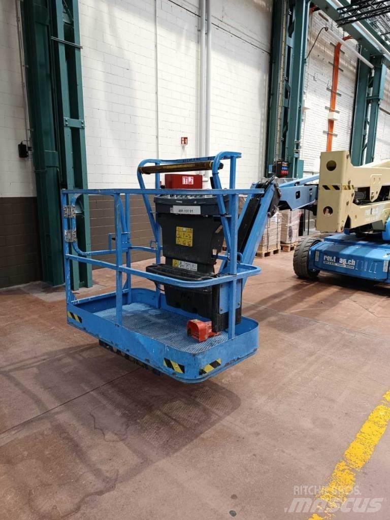 JLG E 450 AJ 관절형 전동이동 리프트