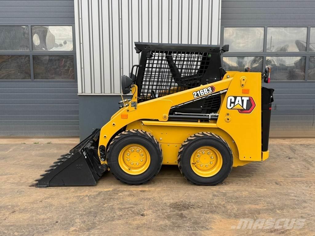 CAT 216B3  휠로우더