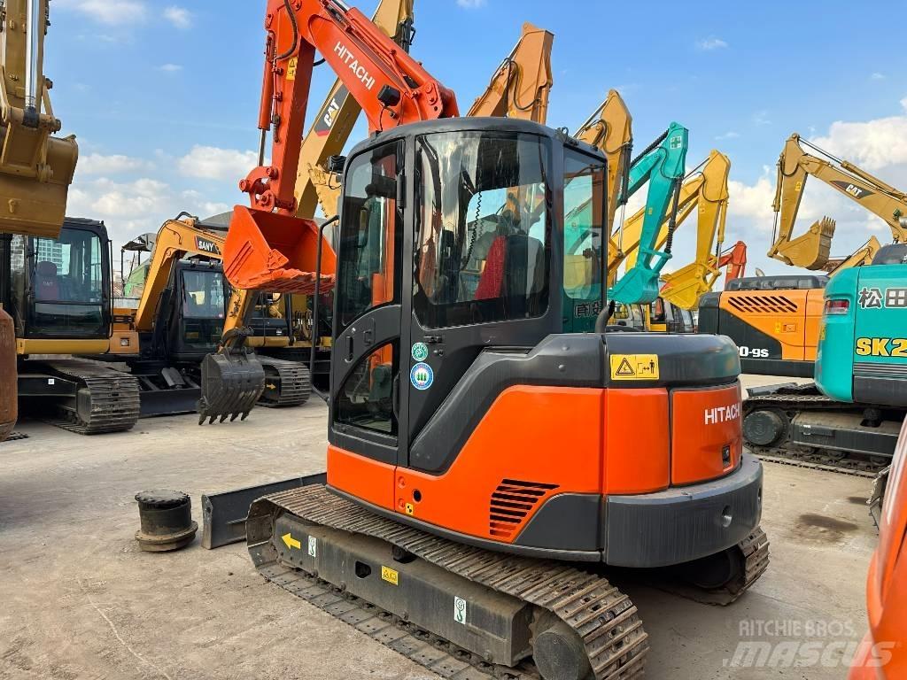Hitachi ZX 65 소형 굴삭기 7톤 미만