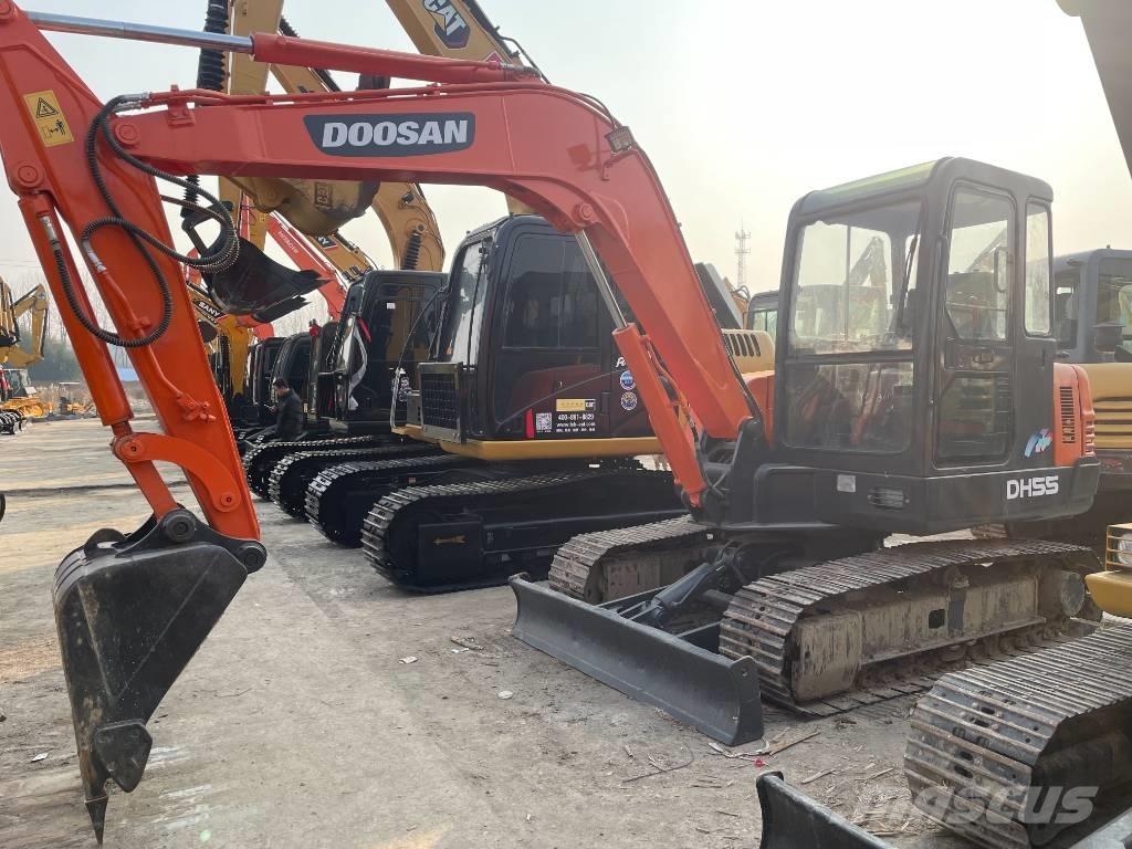 Doosan DH 55 소형 굴삭기 7톤 미만