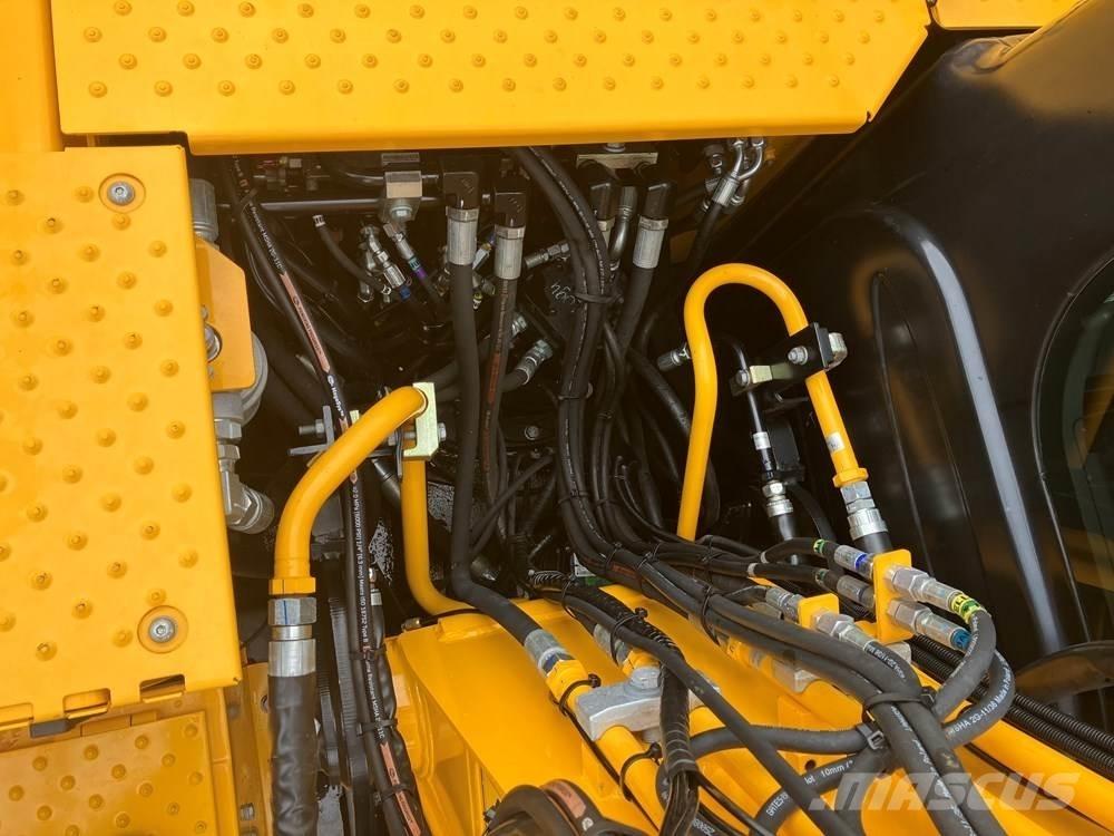 JCB JS145W  휠 굴삭기