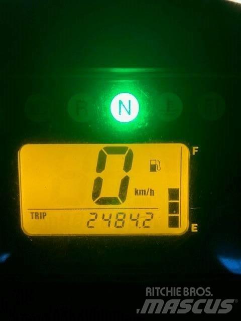Suzuki LTA 400 F 크로스컨트리 차량