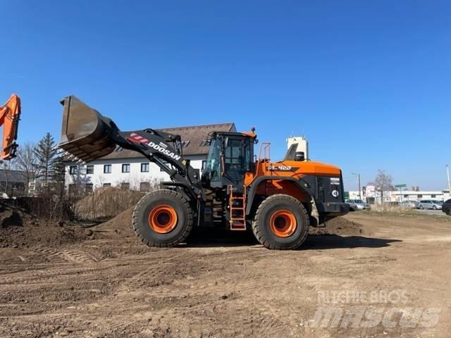 Doosan DL420  휠로우더