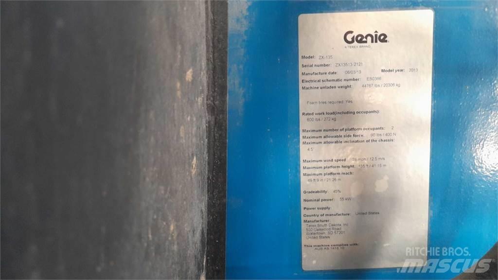 Genie Z135/70 관절형 전동이동 리프트