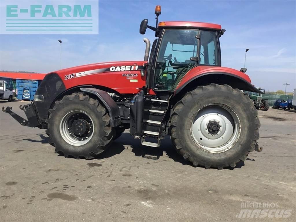 Case IH Magnum 235 트랙터