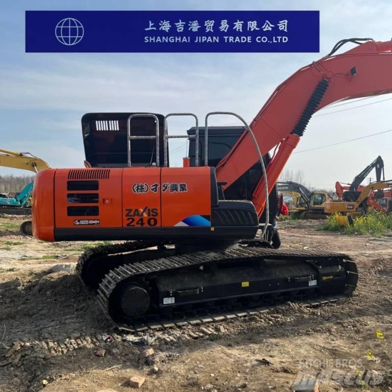 Hitachi ZX 240 대형 굴삭기 29톤 이상