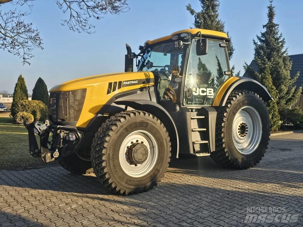 JCB Fastrac 7230 트랙터