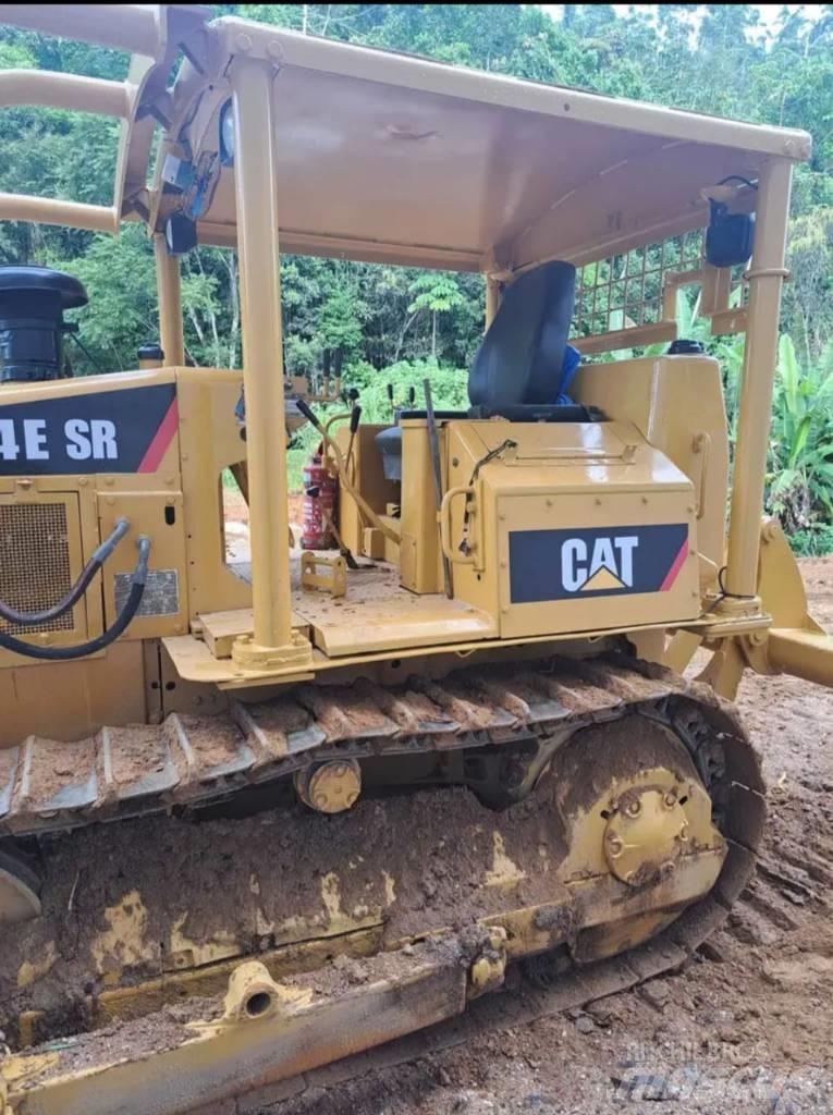 CAT D4SR 소형 트랙터